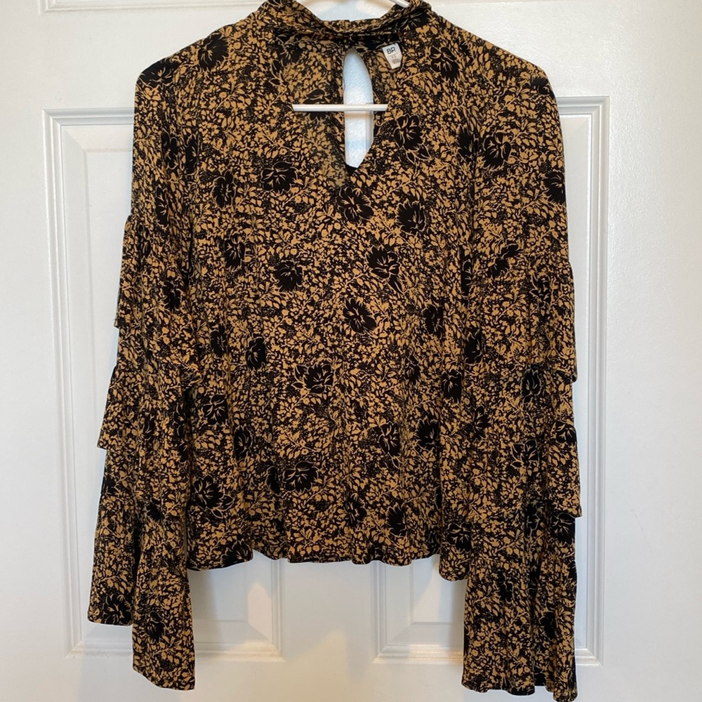 BP ruffle long sleeve blouse XS